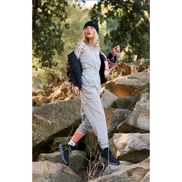 Free People Movement Women Chaparral Zip Convertible Hike Gray Jumpsuit Sz M